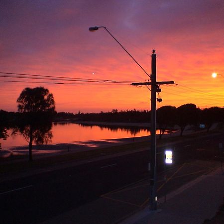 Heyfield Motel And Apartments Lakes Entrance Exterior foto