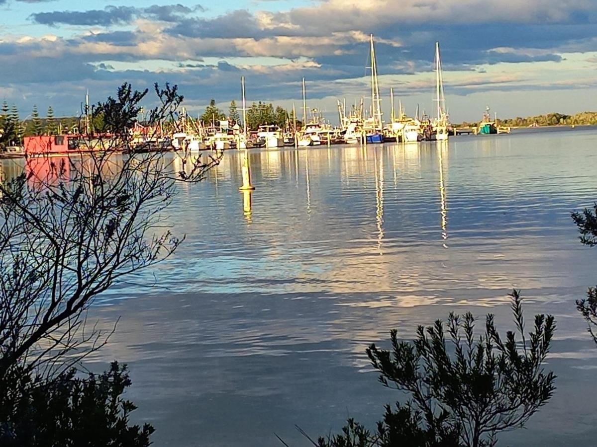 Heyfield Motel And Apartments Lakes Entrance Exterior foto