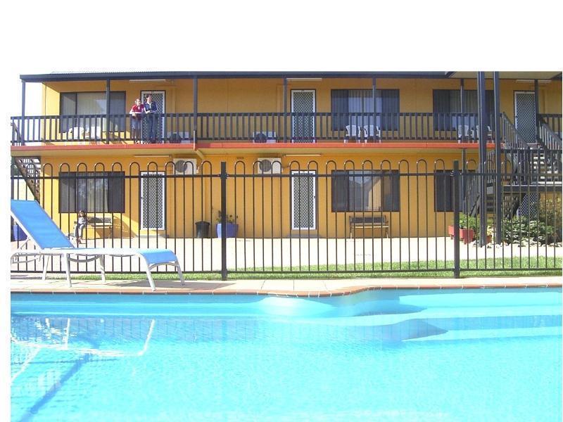 Heyfield Motel And Apartments Lakes Entrance Exterior foto