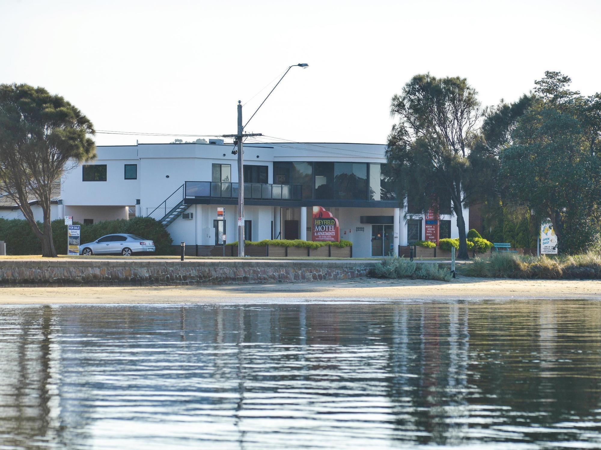 Heyfield Motel And Apartments Lakes Entrance Exterior foto